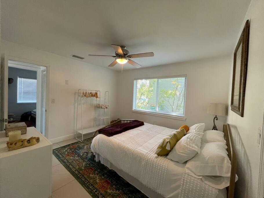 Jungle Cottage With Luxury Pool, Hot Tub And More! Lake Worth Beach Bagian luar foto