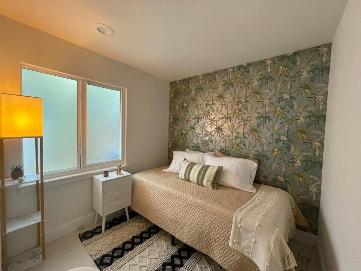 Jungle Cottage With Luxury Pool, Hot Tub And More! Lake Worth Beach Bagian luar foto